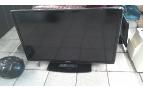 TELEVISOR LCD PHILIPS