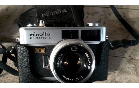 CÁMARA DE FOTOS MINOLTA MET