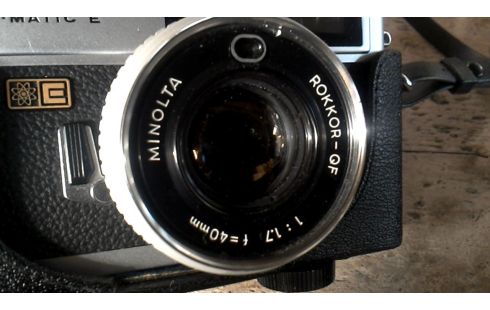 CÁMARA DE FOTOS MINOLTA MET