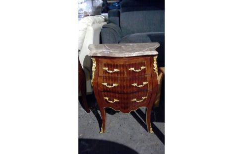 KOMMODE MARMORPLATTE