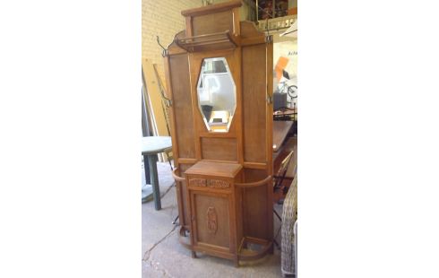 VESTIAIRE D'ENTRE ART DECO