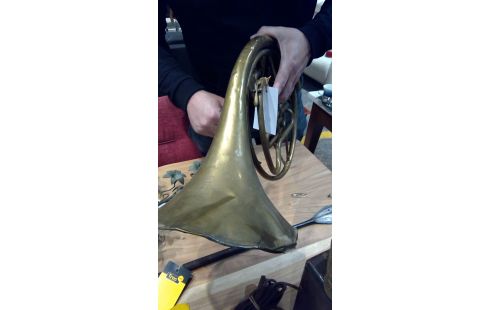 INSTRUMENT DE MUSIQUE COR