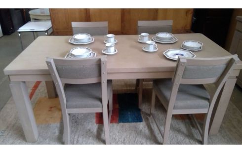 EETKAMER MODERN COMPLEET