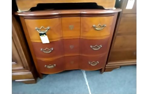 COMMODE 3 tiroirs galbés em merisier