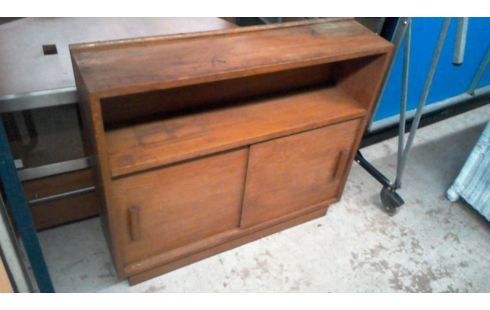 REGAL 2 IM VINTAGE-STIL IM DERZEITIGEN ZUSTAND