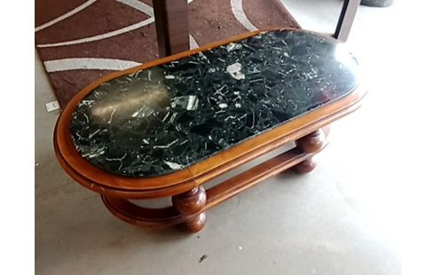 TABLE BASSE OVALE STYLE DESSUS MARBRE