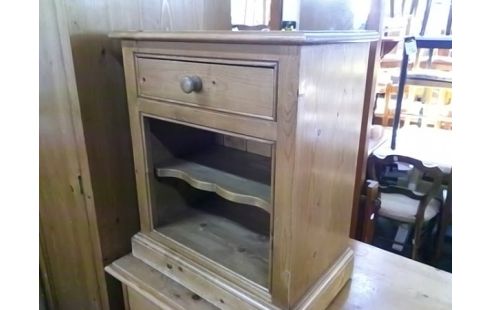 CHEVET INTERIORS 1T PIN