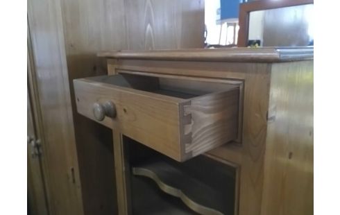 CHEVET INTERIORS 1T PIN