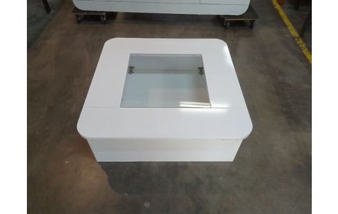 TABLE BASSE BLANC LAQUE VITRE EN L'ETAT