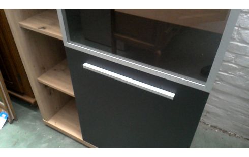 MUEBLE BAJO., , MADERA LOOK MET NEGRO 1 PUERTA