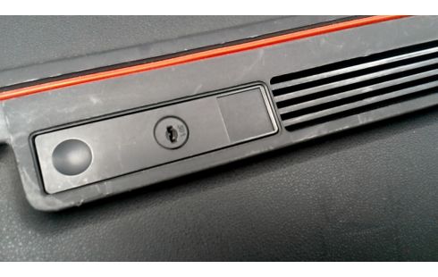 REISKOFFER DELSEY GRIJS PVC + SLEUTEL