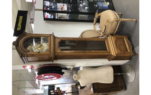 HORLOGE DE PARQUET STYLE LOUIS XV