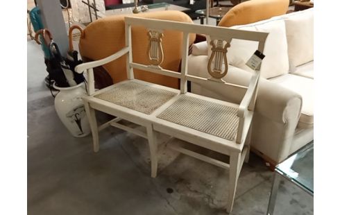 BANQUETTE PATINEE BLANCHE ET FOND CANNE