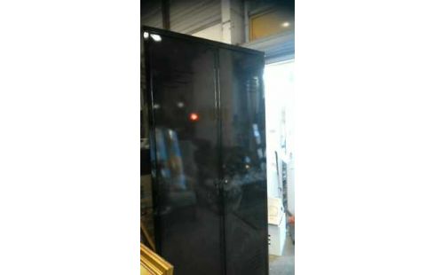 ARMOIRE METALLIQUE