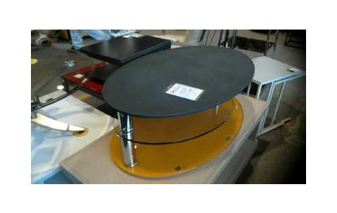 TABLE BASSE PLATEAU PIVOTANT