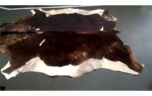 DECO-OBJECT KOEHUID BRUIN WIT