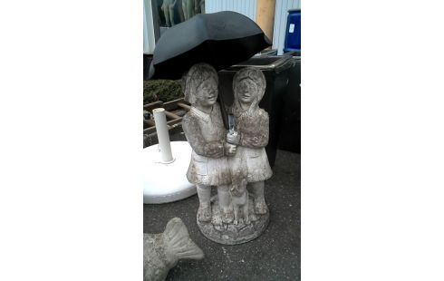 TUINBEELD KOPPELTJE MET PARAPLU