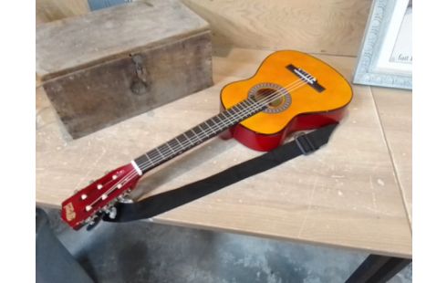 GUITARE SÈCHE ENFANT
