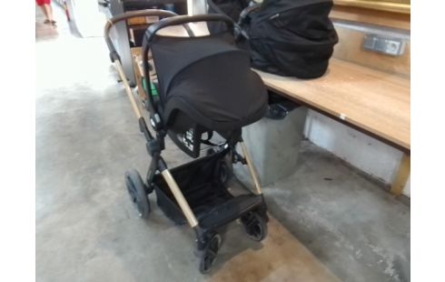 POUSSETTE BABY MOOV + SIEGE AUTO