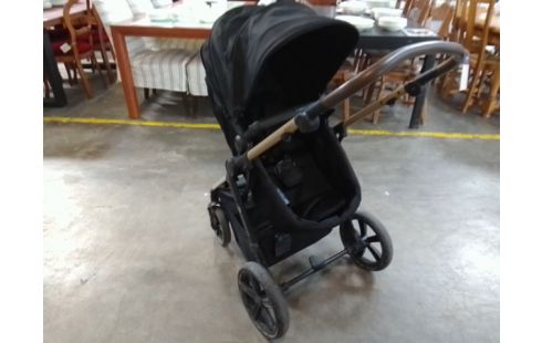 POUSSETTE BABY MOOV + SIEGE AUTO