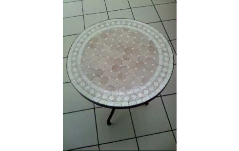 BEISTELLTISCH RUND MOSAIK CREMEF. METALL