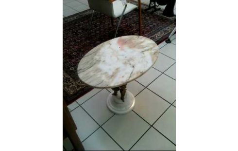 BEISTELLTISCH MARMOR OVAL MEERJUNGFR. BEINE