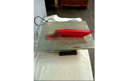 KREISSÄGE <MANNESMANN> 1285 700 WATT