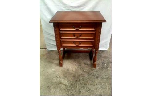 TABLE D'APPOINT 3 TIROIRS