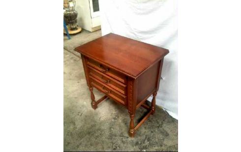 TABLE D'APPOINT 3 TIROIRS