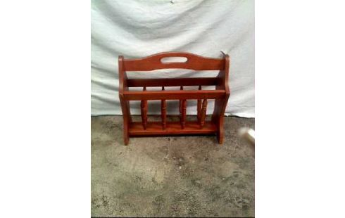 ZEITUNGSSTÄNDER HOLZ DUNKEL RUSTIKALER STIL