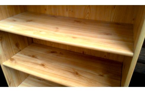 ETAGERE BIBLIOTHEQUE PIN LOOK