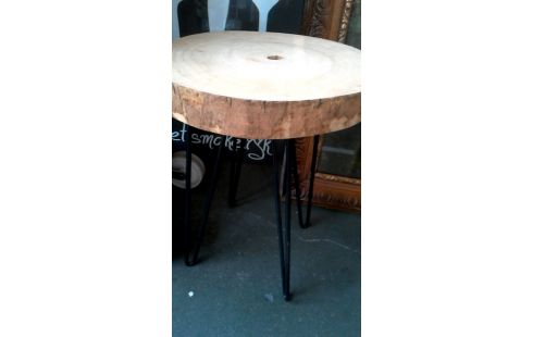 HOCKER SCHWARZ METALL