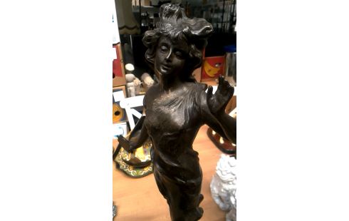 ESTATUA MUJER ANTIGUO