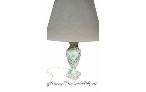 TAFELLAMP LIMOGES WIT PORSELEIN BLOEMEN