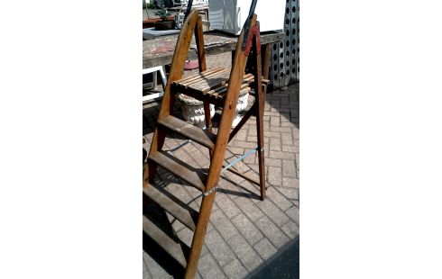 TRITTLEITER 1 ANTIK, , HOLZ