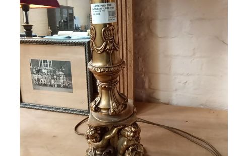 LAMPE PIED DORE CHERUBINS