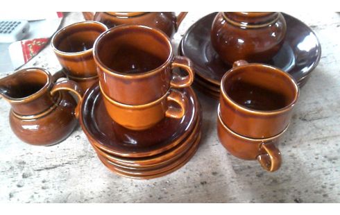 JUEGO DE CAFÉ AÑADA PARDO