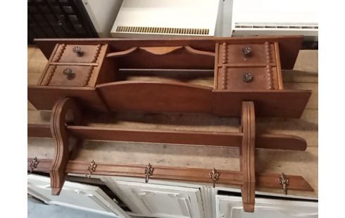 ARCHELLE CHENE A TIROIRS BOUTONS DORES