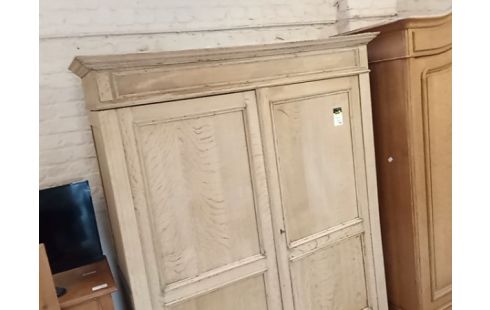 GARDE ROBES DÉCAPÉE CHENE