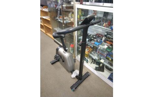 VELO D'APPARTEMENT DOMYOS 06 COMFORT