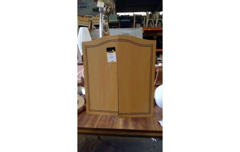 CIBLE FLECHETTES  + ACCES