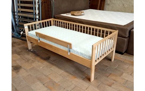 LIT ENFANT AVEC MATELAS