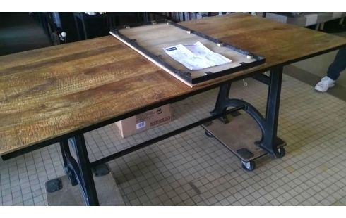 TABLE ST INDUSTRIELLE MAISON DU MONDE