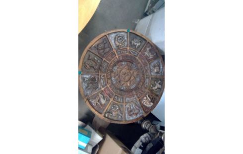 VINTAGE ZODIAC SALON