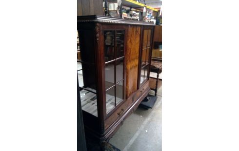 ETALAGEKAST WORTELFINEER QUEEN ANN