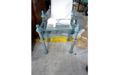 SELLETTE DESSUS VERRE