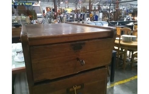 CAISSON ANCIEN EN BOIS 5 TIROIRS