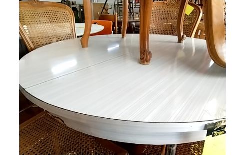 TABLE RONDE 1 ALLONGE ABIMEE