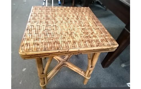 TABLE BASSE D'appoint rotin