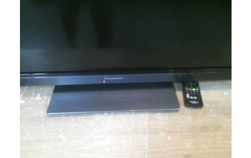 TELEVISEUR PANASONIC + TELECOMMANDE TNT INTEGREE